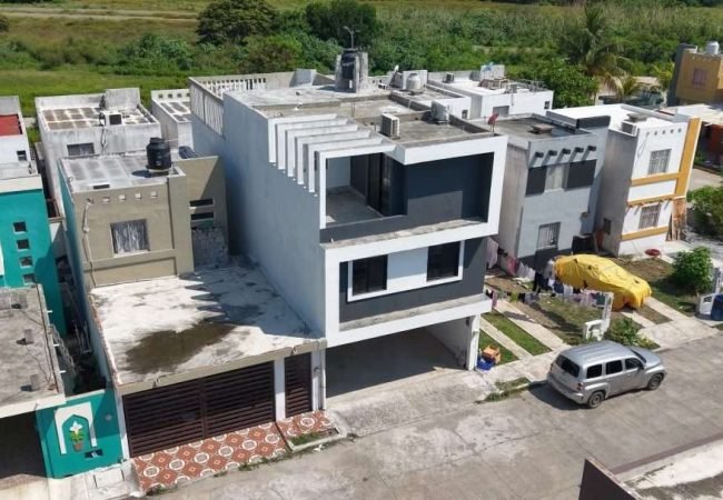 CASA 5 RECAMARAS EN MADERO LAS DUNAS 17